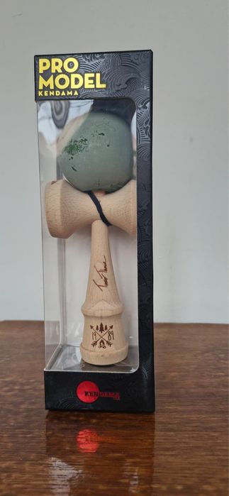 Kendama noi USA CRBL