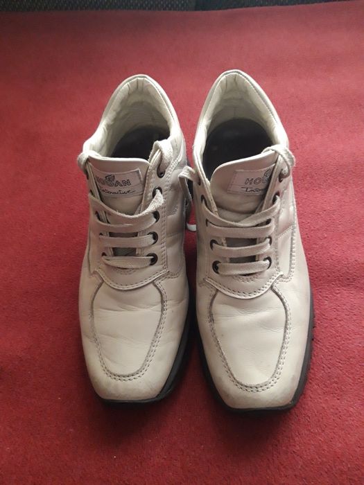 Vând adidasi barbati și damă..