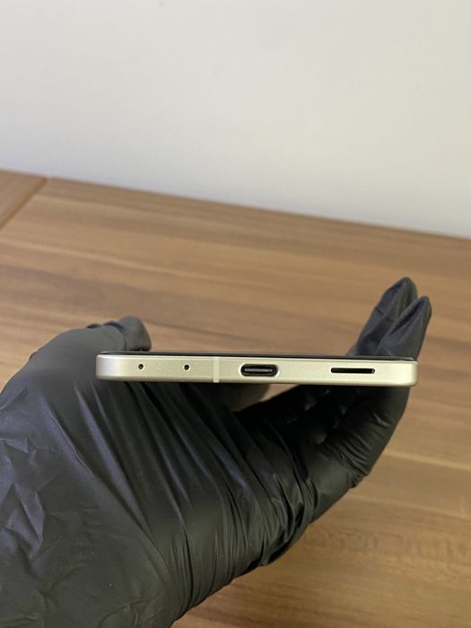 Samsung Z Flip8, 256 GB, Cream, Ca nou, Cod produs: 9879