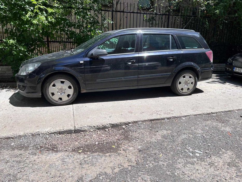 Vând Opel Astra Caravan