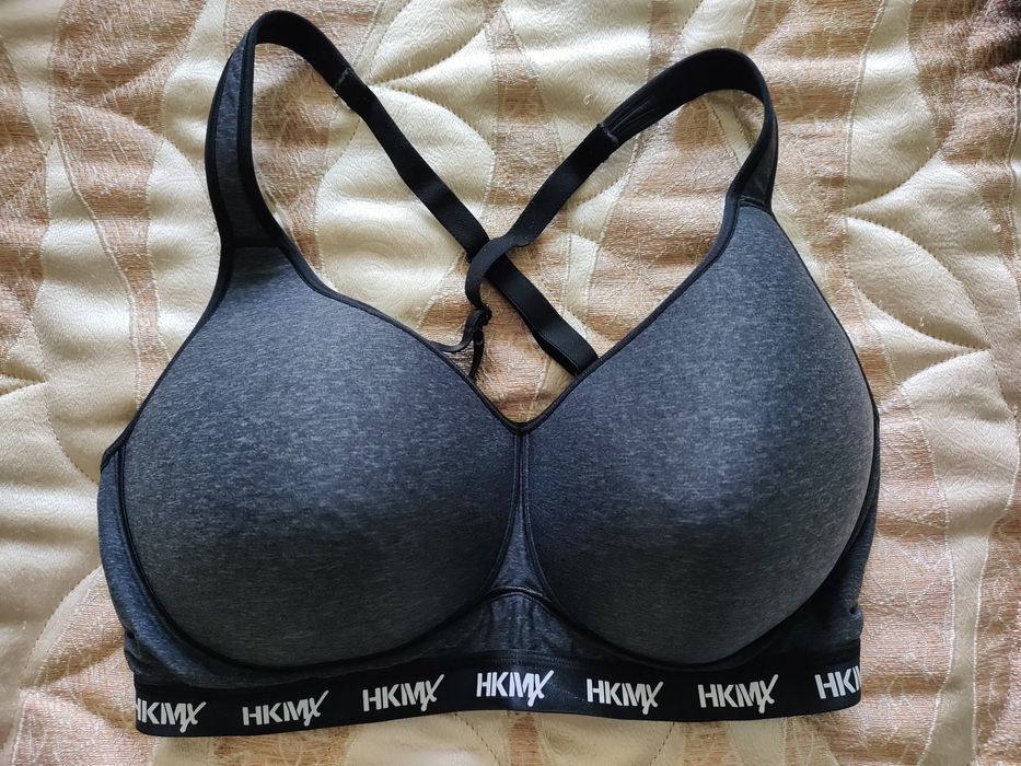 Нови спортни сутиени