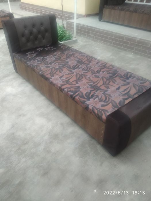 Yumshoq mebellar va kravatlar