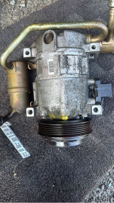 Компрессор кондеционера w124 w202 m111 2.2 С Японии