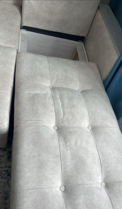 Угловой диван в отличном состоянии