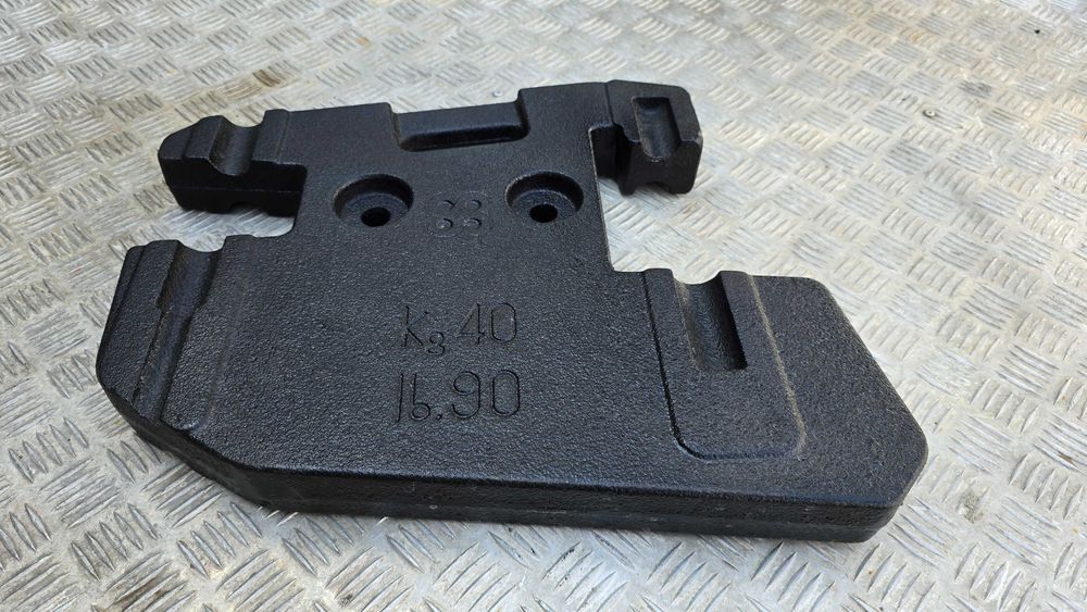 Предни тежести за трактор Massey,Fend, и други..