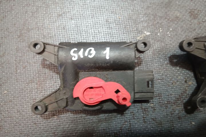 Motoras clapeta aeroterma mijloc dreapta 0132801306 8E2820511A 013280