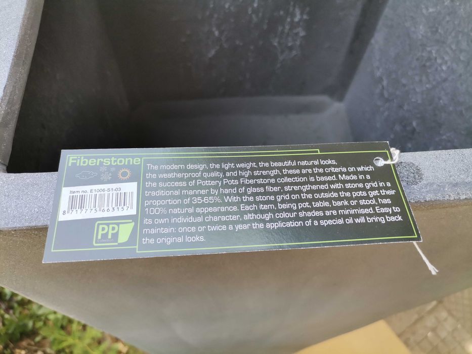 Дизайнерска саксия YANG сива