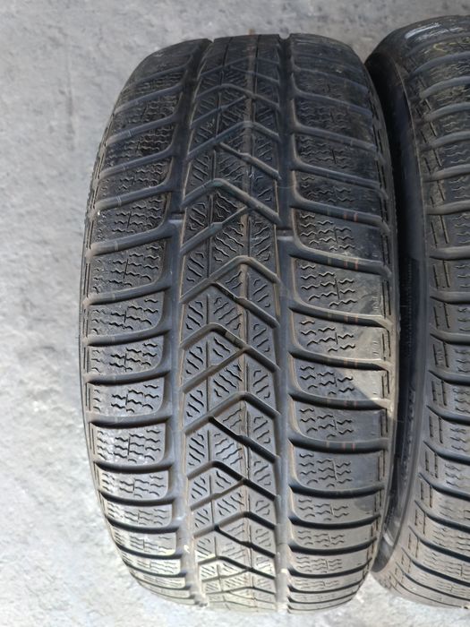 Зимни гуми -19цола -225/40-1бр.-80лв."PIRELLI"