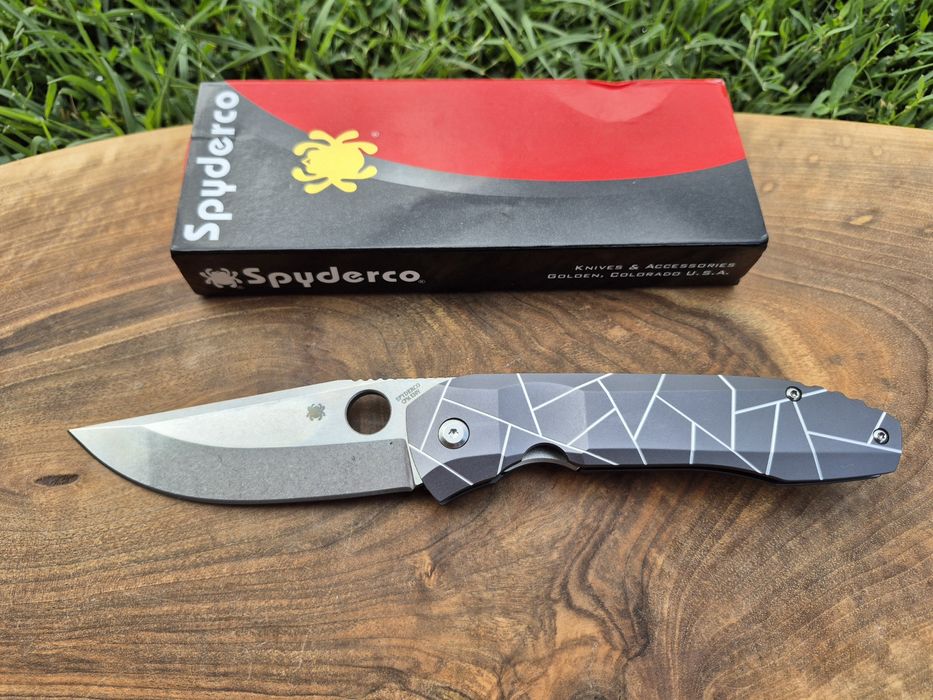 Сгъваем нож Spyderco Nirvana C199