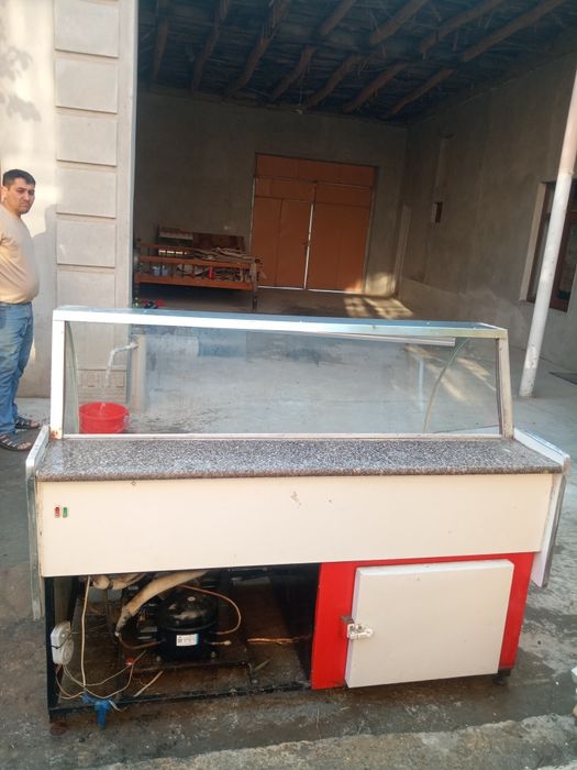 Холодильник Витрина инвектор