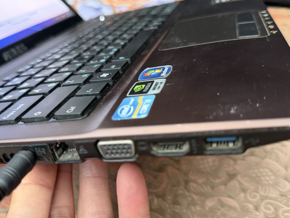 Ноутбук ASUS продается