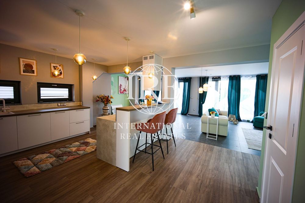 Продава се Къща в с. Кранево, Област Добрич - 300 кв.м за 816 €/кв.м - Снимка #4