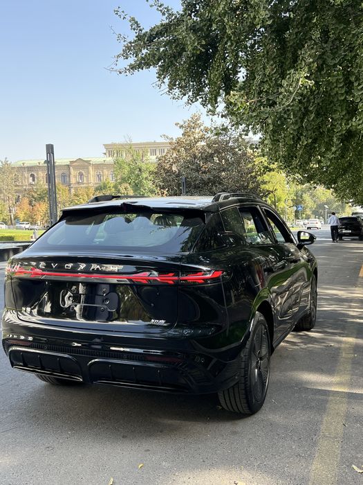 Voyah Courage ELECTRO FULL Nalichiii