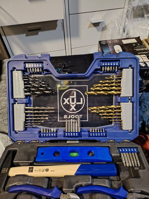 куфар с инструменти LUX-TOOLS