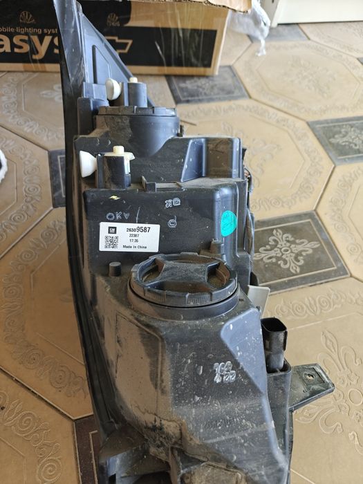 Фара правая Chevrolet Onix