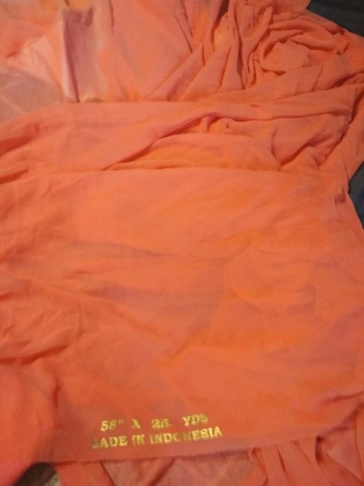 Продается два куска ткани розового цвета