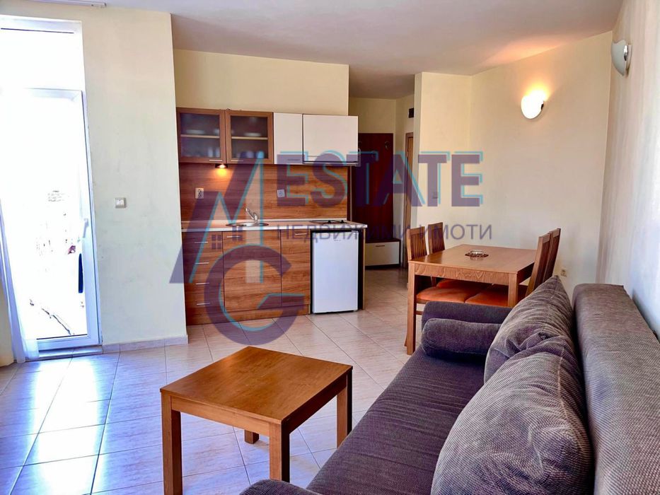 Продава се Двустаен апартамент в к.к. Слънчев бряг - 63 кв.м за 1072 €/кв.м - Снимка #2