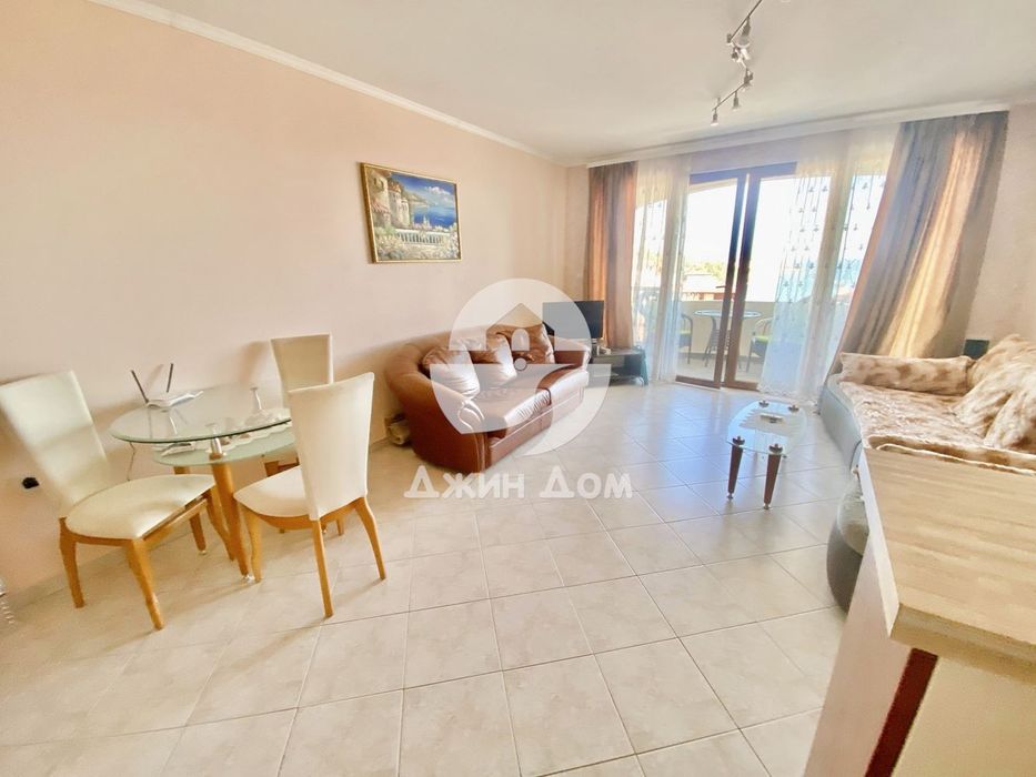 Продава се Двустаен апартамент в Свети Влас - 78 кв.м за 1411 €/кв.м - Снимка #2