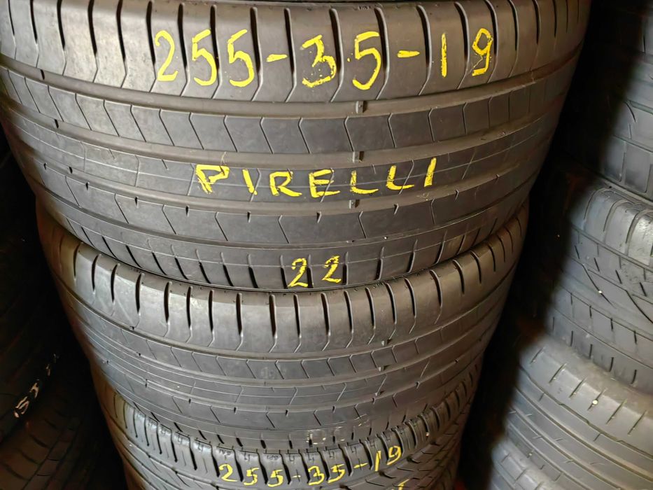 Всякакви размери и цолажи бусови и джипови гуми