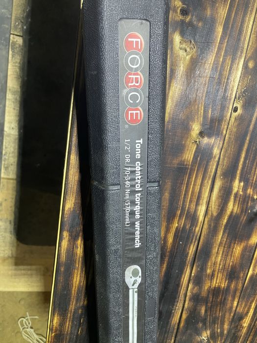 Динамометрический ключ .