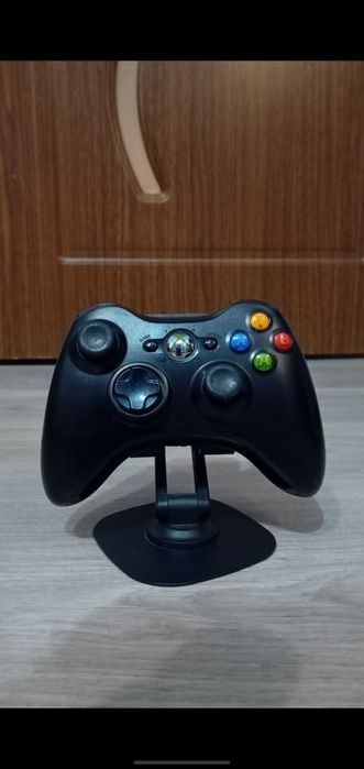 Controller de xbox 360 slim  în stare foarte bună