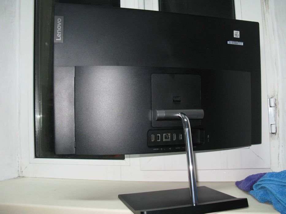 новый моноблок Lenova