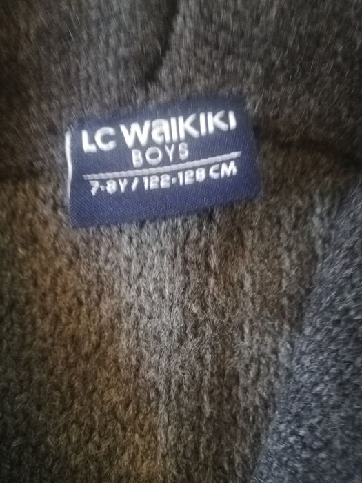 Елегантна жилетка за момче