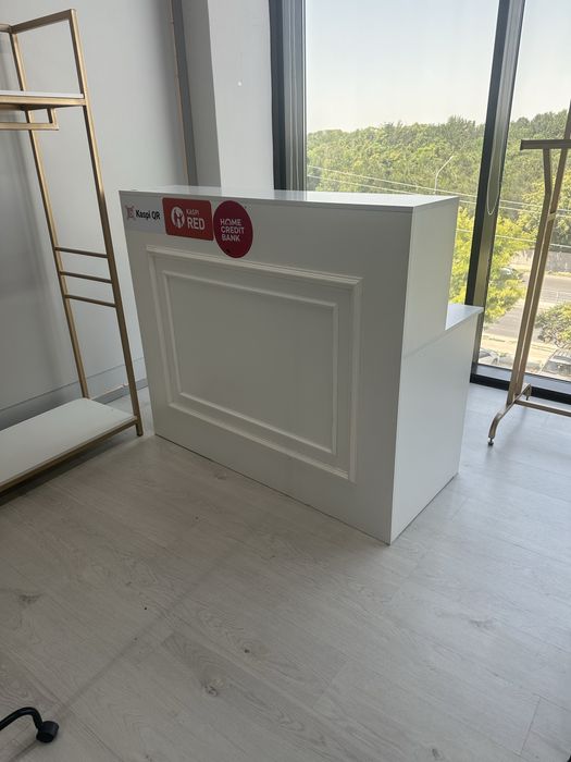 Ресепшн         !