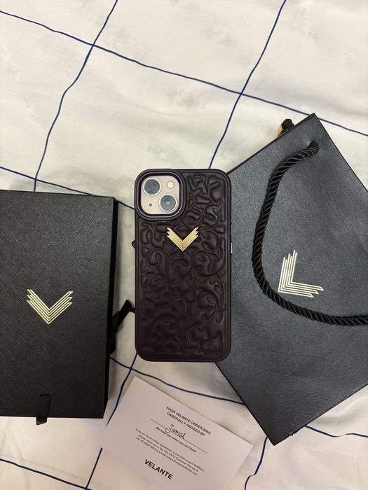 Vand husa Velante iphone 13/14 ca noua