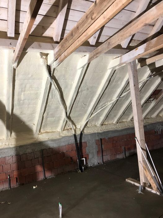 Izolatii cu spuma poliuretanică/pod/acoperiș-Firma Autorizată