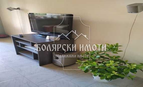 Продава се Тристаен апартамент в Велико Търново, Център - 170 кв.м за 900 €/кв.м - Снимка #3