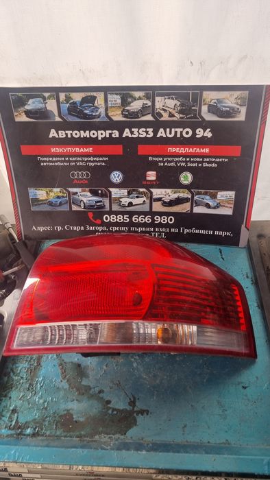 Оригинален десен стоп за Audi A3 8P 3 врати (2003-2008) – 8P0945096024S