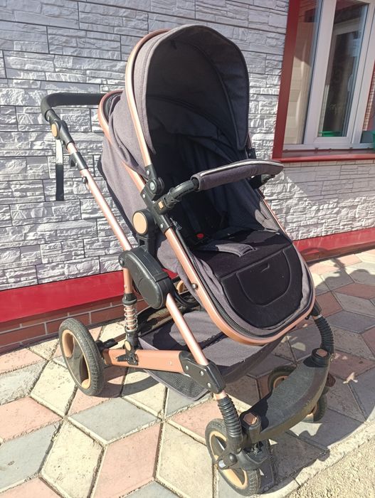 Продам коляску зима-лето