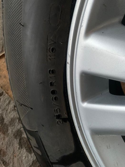 Шины с дисками в комплекте 285\60\18