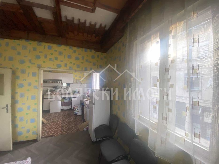 Продава се Къща в Горна Оряховица - 210 кв.м за 269 €/кв.м - Снимка #2
