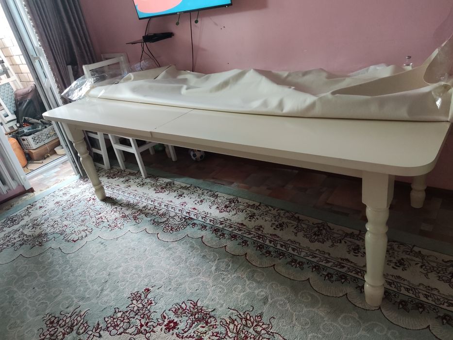 Стол 4 м, собранном виде 3м