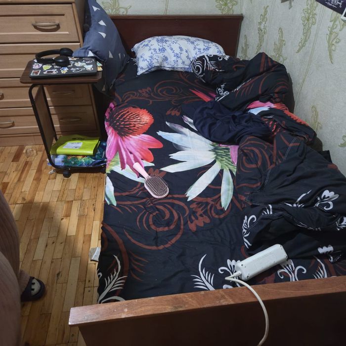 Кровать односпальная