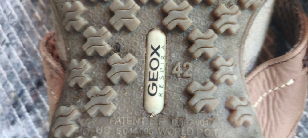 Papuci slapi Geox 42