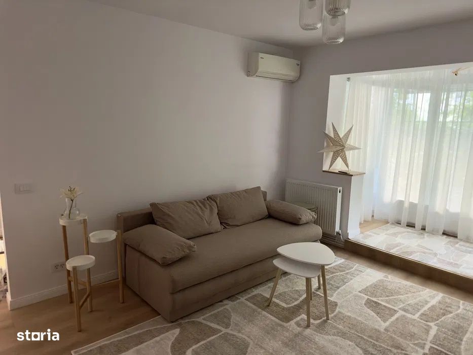 Apartament 2  Camere ,Semidecomandat ,Complet Renovat