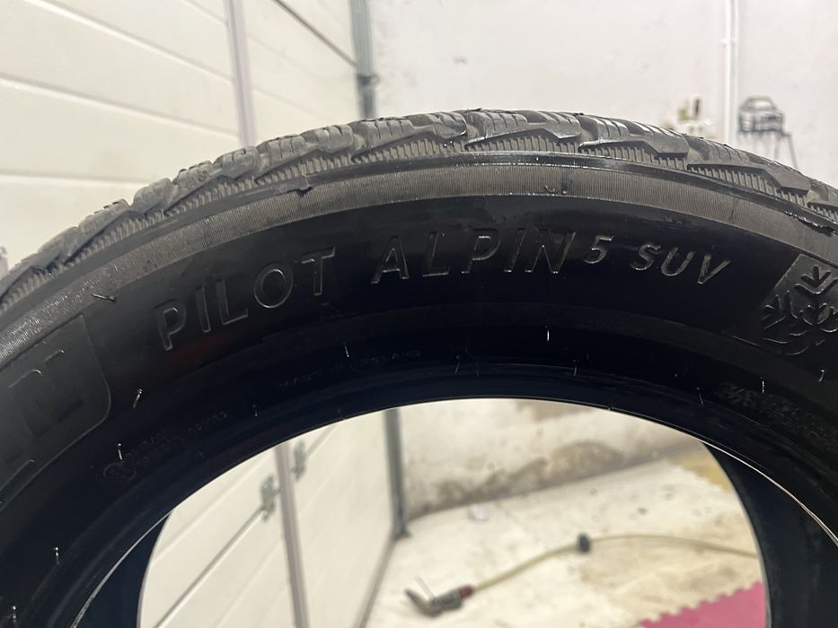 Anvelope Iarna 225/60 R18 Michelin Alpin