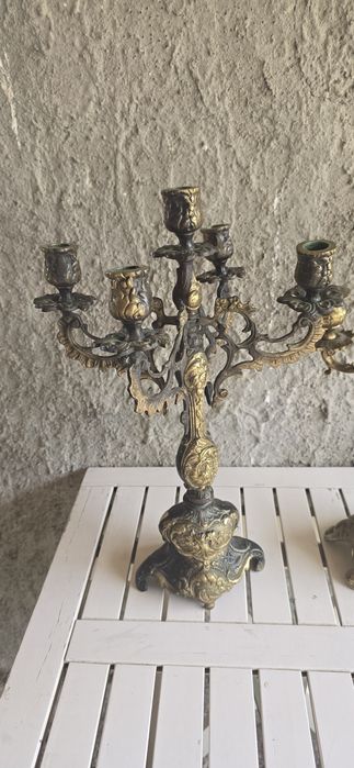 Pereche Sfeșnice Vechi din Bronz Masiv (5 Brațe, Stil Baroc / Rococo)