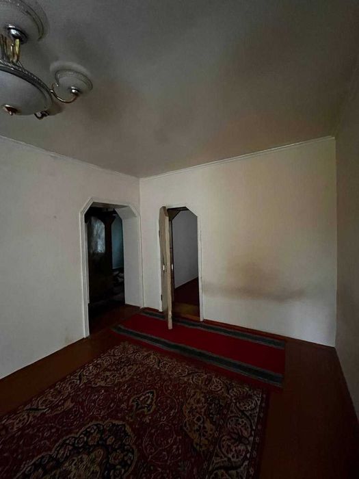 Срочно сдается дом 5 комнат,8 соток.ул.Мухтара Ашрафий