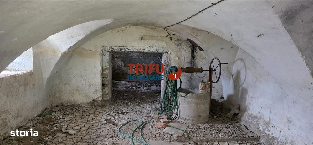 Casă autentică cu farmec transilvănean – o proprietate rară în Cricău