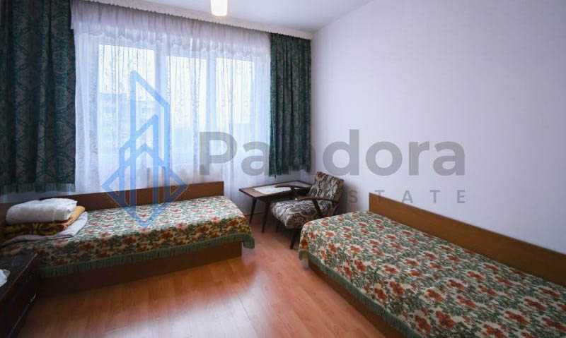 Дава се под наем Тристаен апартамент в София, Банишора - 100 кв.м за 470 € - Снимка #1