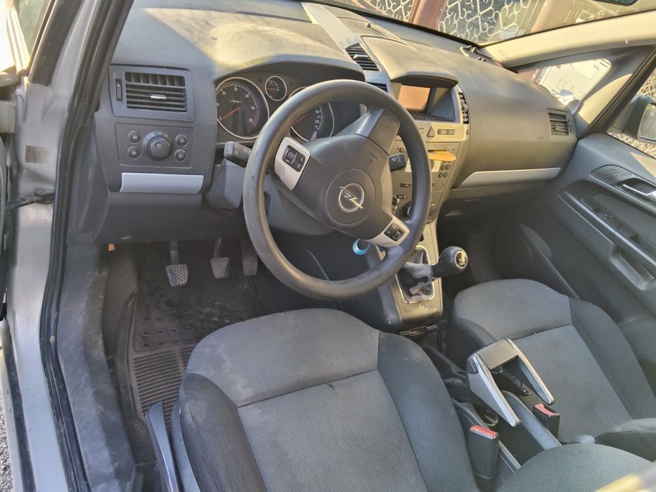 Opel Zafira b 1,9 tdci 120 cp 2006