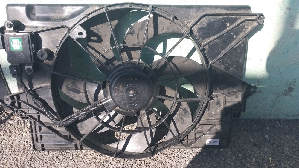 Продаётся радиотор вентилятор на марку авто Kia