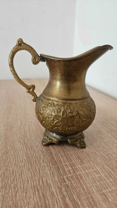 Месингови кани за битов кът