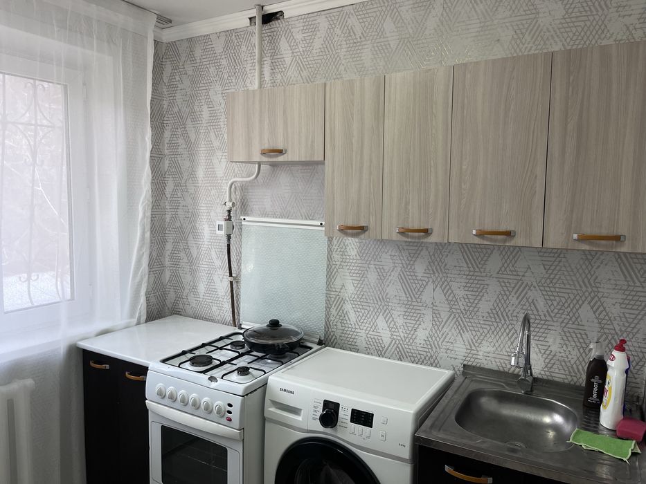 Продаю 1 комн кв. Восток 2 дом 9