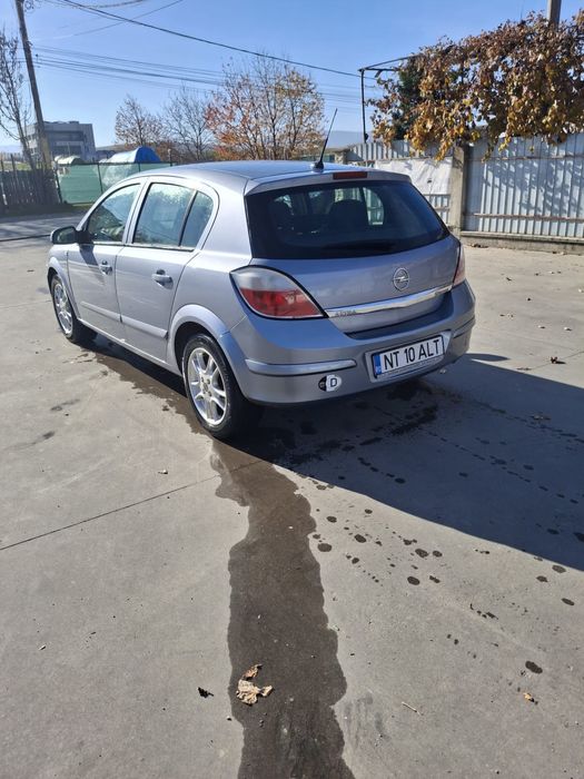 Opel Astra 2005 stare buna
