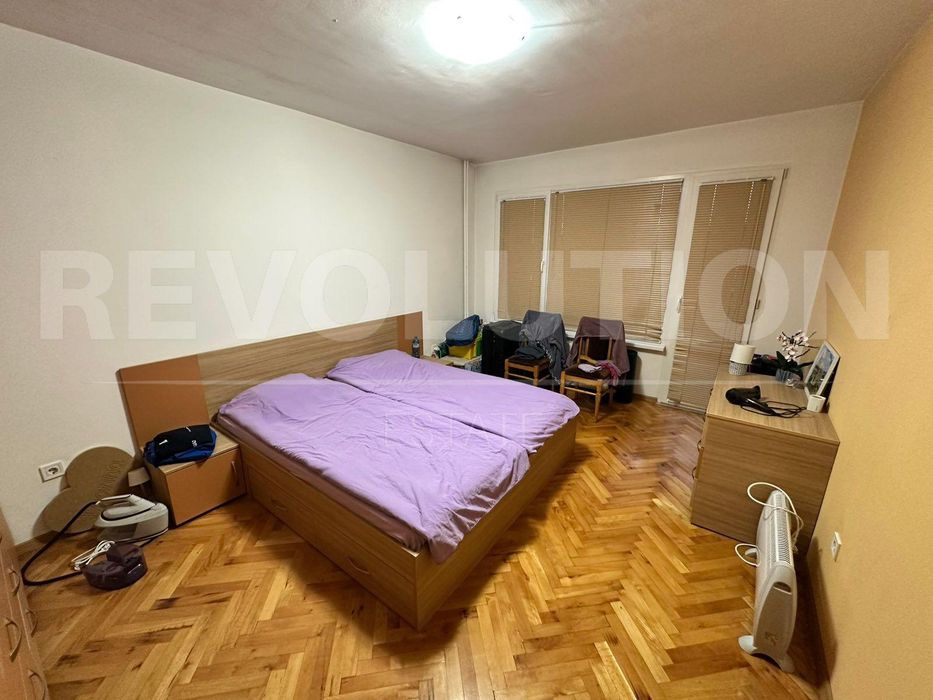 Продава се Тристаен апартамент в София, Обеля 1 - 66 кв.м за 1221 €/кв.м - Снимка #2
